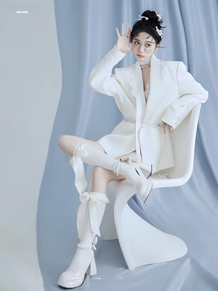 Studio Photography Suit White  - đánh giá và giá Summer Clothing Girl
